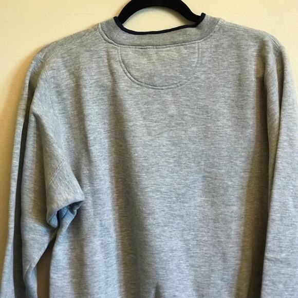 Disney M Vintage 90s Mickey & Co. Gray Men’s sweatshirt - Picture 8 of 9